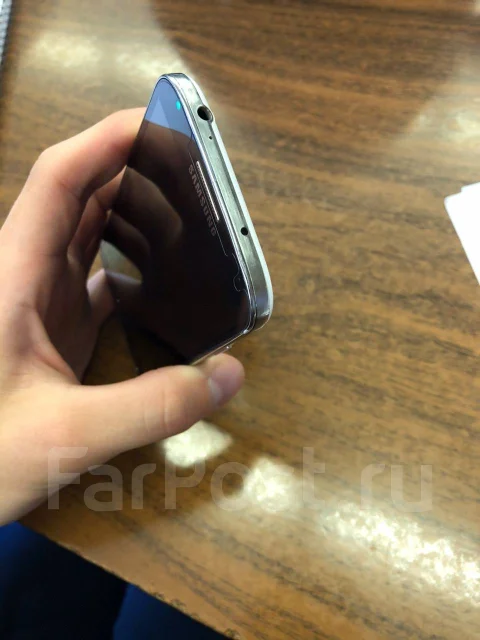 Samsung Galaxy S4. �/�, 3G, 4G LTE, NFC ����