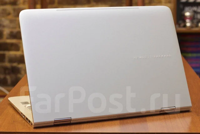 HP Spectre. 13.3", 2,7����, ��� 8 ��, ���� 256���, WiFi: 1, Bluetooth: 1, ����������� �� 10��. ����