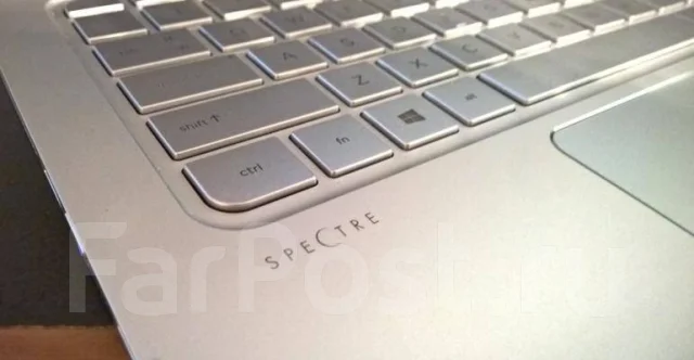 HP Spectre. 13.3", 2,7����, ��� 8 ��, ���� 256���, WiFi: 1, Bluetooth: 1, ����������� �� 10��. ����