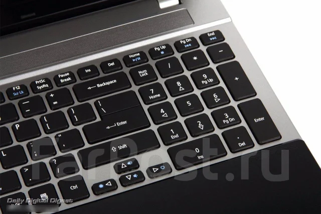 Acer Aspire V3-571G. 15.6", 2 600����, ��� 16 ��, ���� 1 000���, WiFi: 1, Bluetooth: 1, ����������� �� 4��. ����