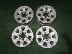Комплект дисков Toyota в Благовещенске Toyota. 6.0x15", 6x139.70, ET30, ЦО 106,0 мм.