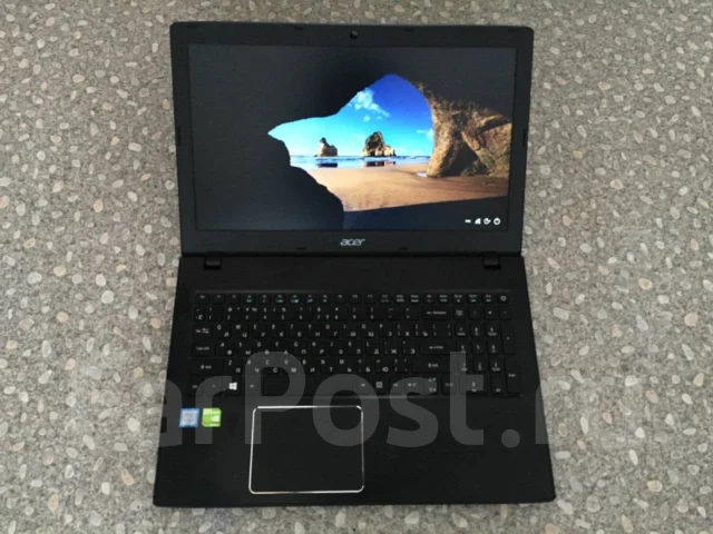 Acer TravelMate. 15.6", 2 300����, ��� 6 ��, ���� 1 000���, WiFi: 1, Bluetooth: 1 ����