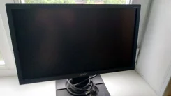 Acer. 19.5" ����