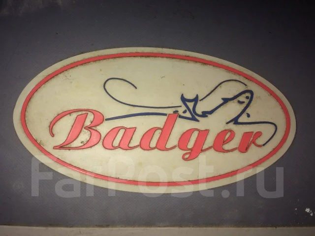Badger. 2012 ���, ����� 3,3��., ��������� ���������, 15��.�., ������ ����