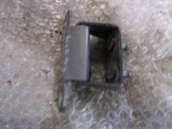 Крепление двери багажника. Kia Sorento, XM Kia Sportage Hyundai Tucson Hyundai ix55 Hyundai Veracruz Hyundai ix35 Двигатель D4BB