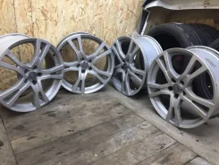 OZ Racing Palladio. 8.0x19", 5x114.3, ET40, �� 66,1���. ����