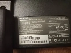 Philips. 19" ����