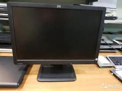 HP. 19", ���������� �� (LCD)