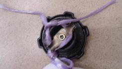 Крышка маслозаливной горловины Mitsubishi Pajero / Montero 3 (V6, V7) 2000-2006 Номер OEM MD132260 в Карпинске Крышка маслозаливной горловины Mitsubishi Pajero / Montero 3 (V6, V7) 2000-2006 Номер OEM MD132260