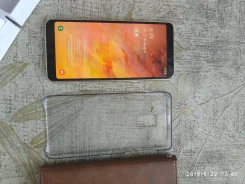 Samsung Galaxy A8 2018. �����, �������, 4G LTE, Dual-SIM, ����������, NFC ����