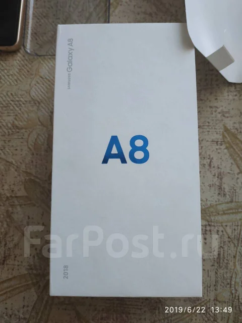 Samsung Galaxy A8 2018. �����, �������, 4G LTE, Dual-SIM, ����������, NFC ����