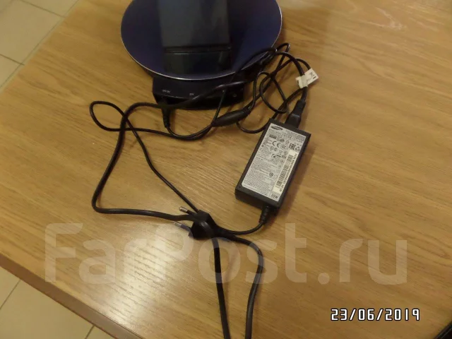 Samsung. 17" ����