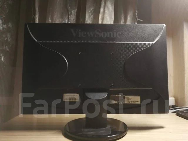ViewSonic. 20" ����