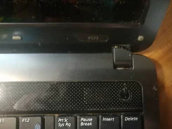 Samsung R525. 15.6", ��� 1024 �� ����
