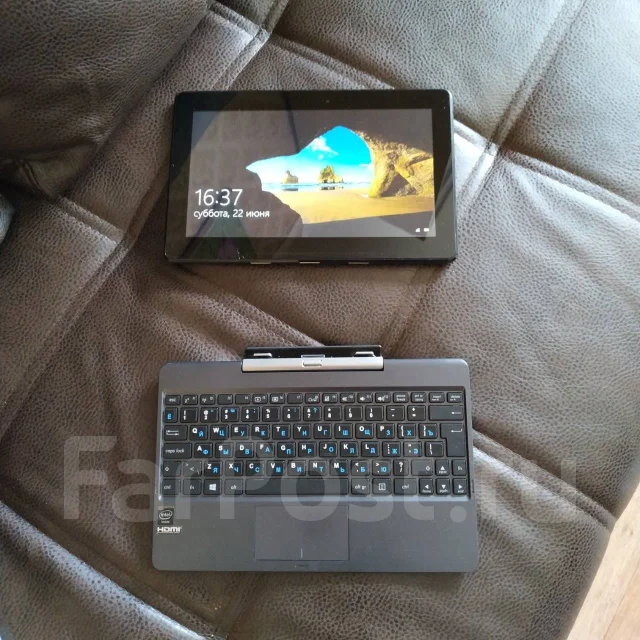 Asus Transformer Book T100TA. 10.1", 1,3����, ��� 2048 ��, WiFi: 1, Bluetooth: 1, ����������� �� 10��. ����