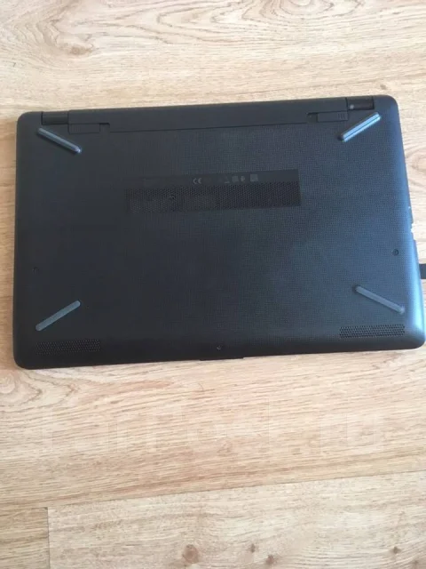 HP 15-bs167ur. 15.6", 2����, ��� 4 ��, ���� 128���, WiFi: 1, Bluetooth: 1, ����������� �� 6��. ����