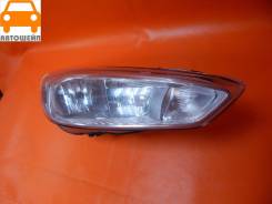 Фара Ford Focus 3, правая