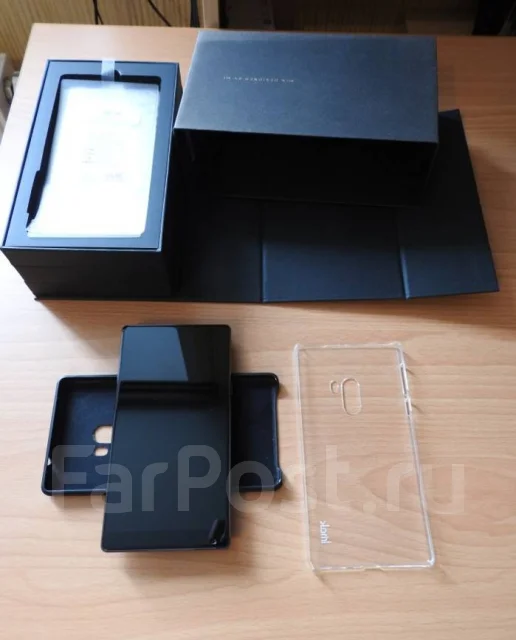 Xiaomi Mi Mix. �/� ����