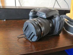Fujifilm FinePix HS25EXR. ���: 14� � ����� ����