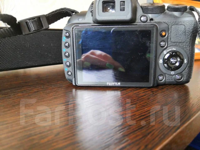 Fujifilm FinePix HS25EXR. ���: 14� � ����� ����