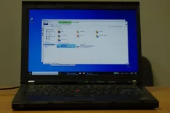 Lenovo ThinkPad T400. 14.1", 2,5����, ��� 8 ��, ���� 380���, WiFi: 1, Bluetooth: 1, ����������� �� 1��. ����