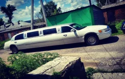 Lincoln Town Car ����
