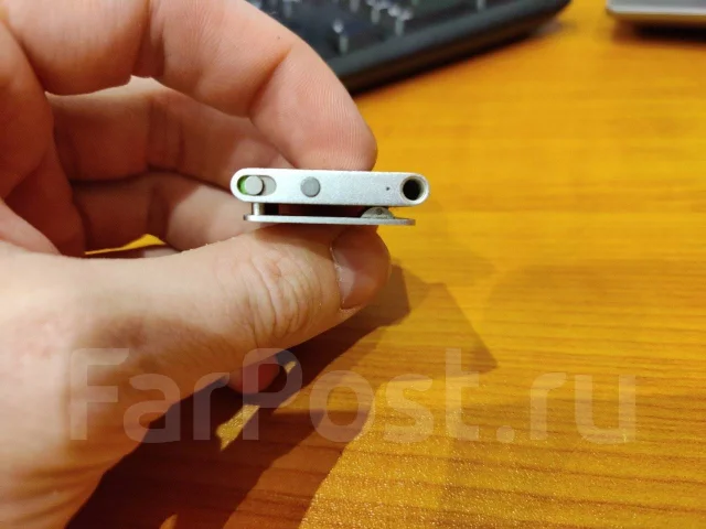 Apple iPod shuffle. ����