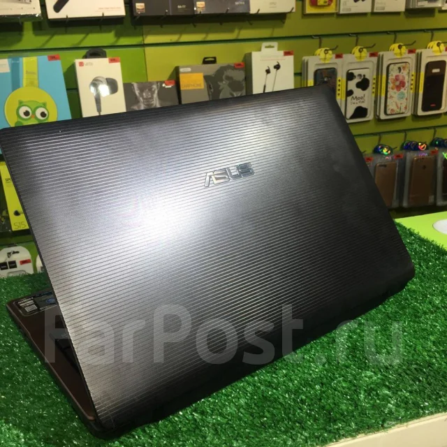 Asus K53S. 15.6", 2 400����, ��� 4 ��, ���� 320���, WiFi: 1, Bluetooth: 1, ����������� �� 2��. ����