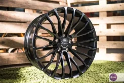 Breyton Race LS. 8.5/10.0x20", 5x120, ET35/35 ����
