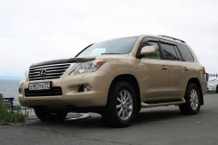 Lexus LX570. �������, 4wd, 56.6 (367��.�.), ������, 162 000����. �� ����