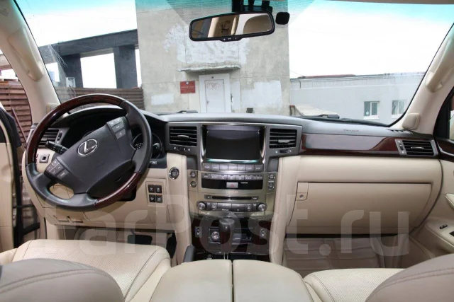 Lexus LX570. �������, 4wd, 56.6 (367��.�.), ������, 162 000����. �� ����