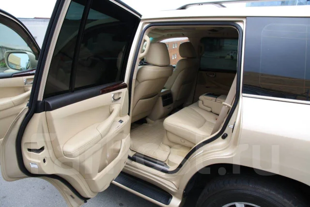 Lexus LX570. �������, 4wd, 56.6 (367��.�.), ������, 162 000����. �� ����