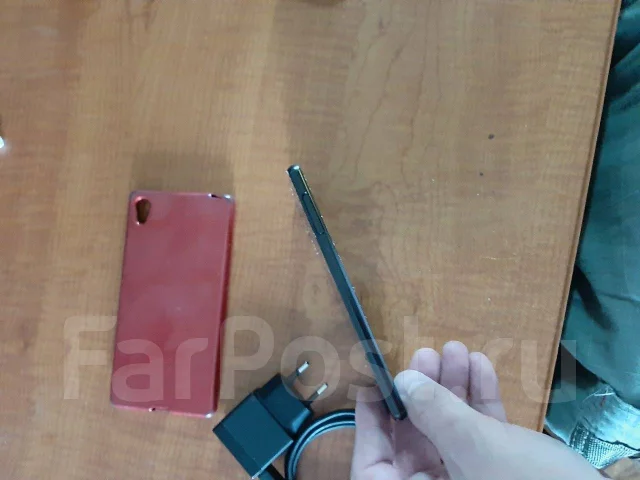 Sony Xperia Z3+. �/�, ������, 4G LTE, NFC ����