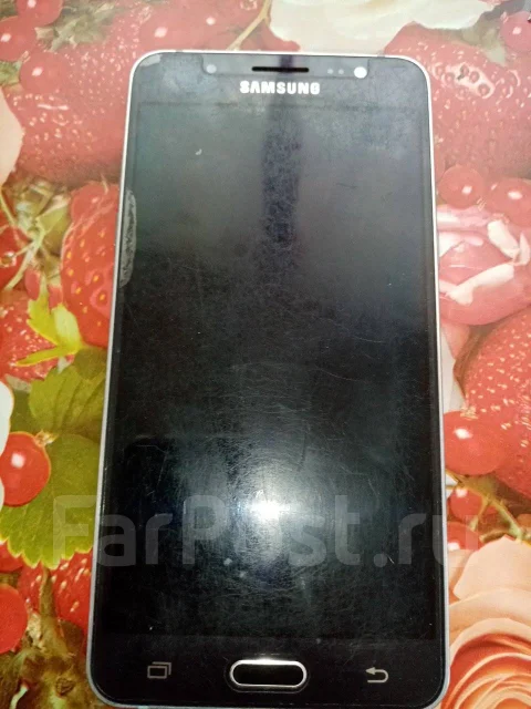 Samsung Galaxy J5. �/�, ������, 4G LTE ����