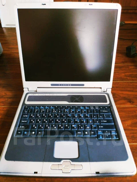 LG E500. 15", 2 400����, ��� 512 ��, ���� 40���, ����������� �� 1��. ����