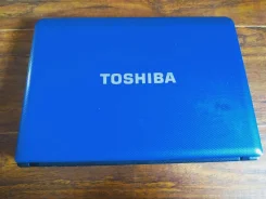Toshiba. 10.1", 1 600����, ��� 2048 ��, ���� 16���, WiFi: 1, Bluetooth: 1, ����������� �� 4��. ����