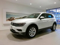 Volkswagen Tiguan. �������, 4wd, 2.0 (150��.�.), ������, �/�. ��� ����� �� ���������� ����