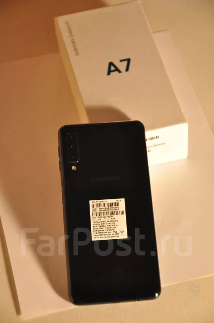 Samsung Galaxy A7 2018. �/�, ������, 3G, 4G LTE, Dual-SIM, NFC ����