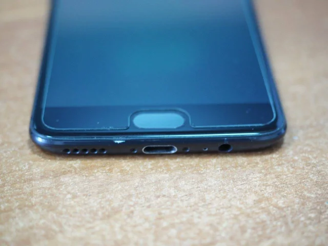 OnePlus 5. �/�, ������, 4G LTE, NFC ����