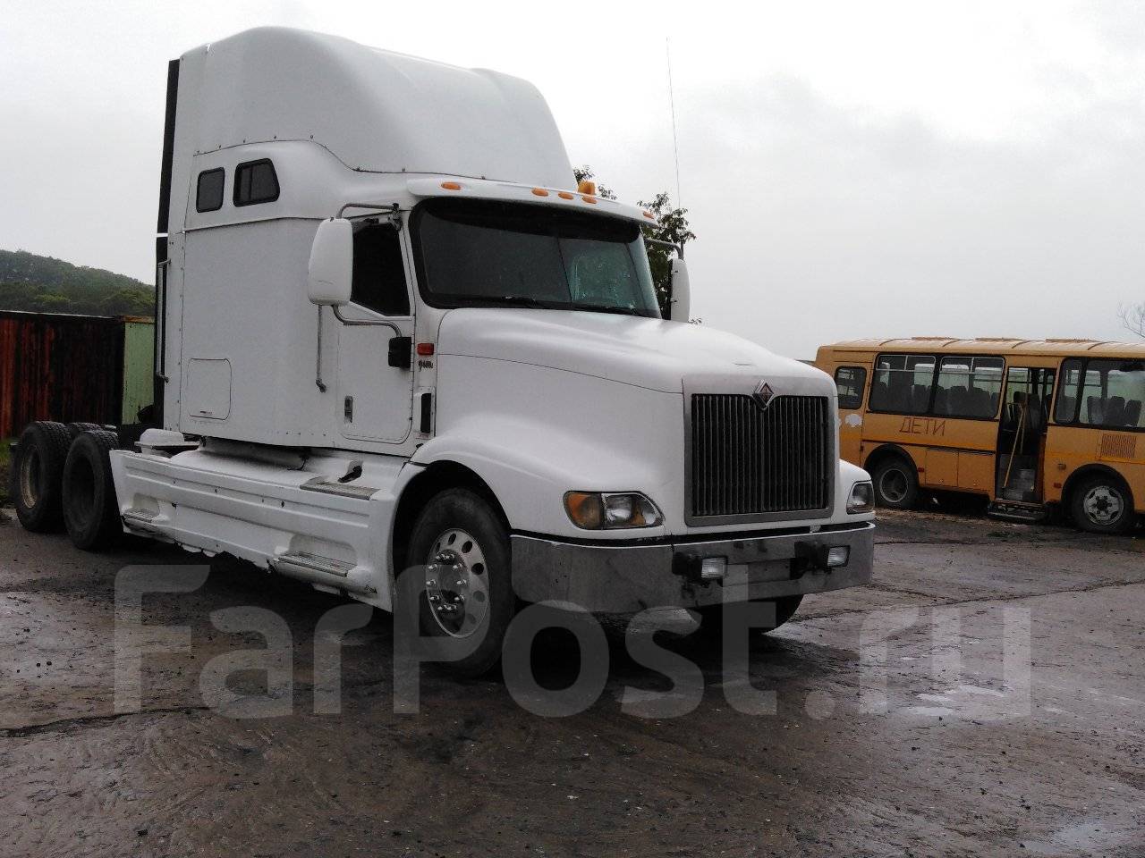 Тягач International Truck 9400