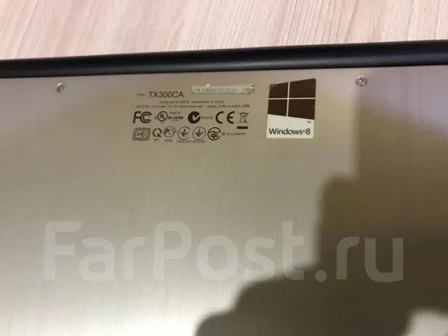 Asus Transformer Book TX300CA. 13.3", ��� 4 ��, WiFi: 1, Bluetooth: 1 ����