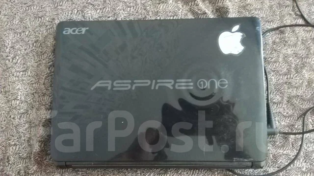 Acer Aspire One D257. 10.1", 1 666����, ��� 2048 ��, ���� 320���, WiFi: 1, ����������� �� 8��. ����