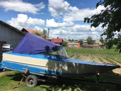 Yamaha F-15. 1989 ���, ����� 4,5��., ��������� ���������, 40��.�., ������. ��� ����� �� �������� ����
