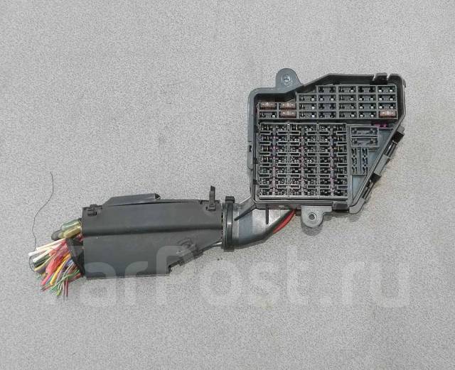 Где находятся предохранители на ауди а4 б5