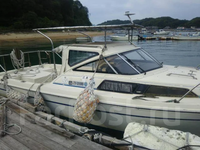 Yamaha F-24. 1992 ���, ����� 7,2��., ��������� ������������, 230��.�., ������ ����