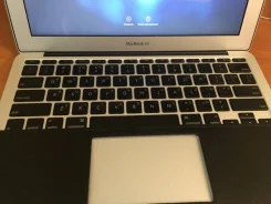 Apple MacBook Air 11 2010 Late. 11", 1,4����, ��� 2048 ��, ���� 160���, WiFi, Bluetooth, ����������� �� 10��. ����