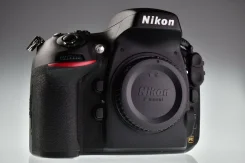 Nikon D800 Body. 20 � ����� ��, ���: 14� � ����� ����