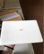 iRu Intro 106. WiFi: 1, Bluetooth: 1 ����