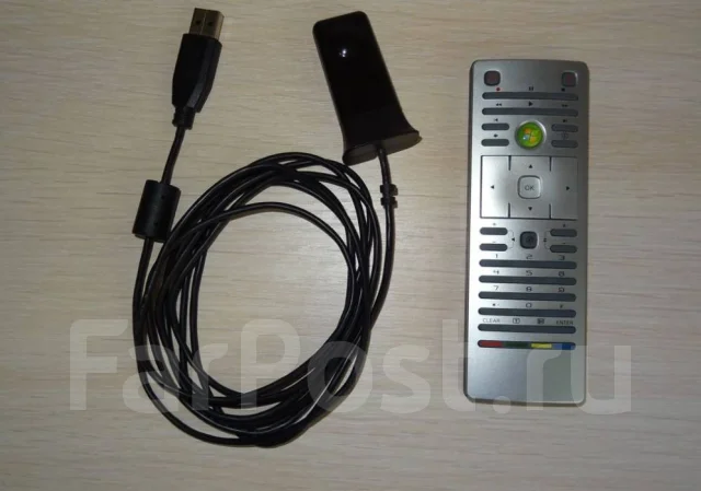 HP Pavilion dv7. 17.3", 2,5����, ��� 4 ��, ���� 500���, WiFi: 1, Bluetooth: 1 ����