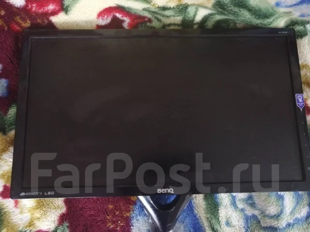 BenQ. 15" ����